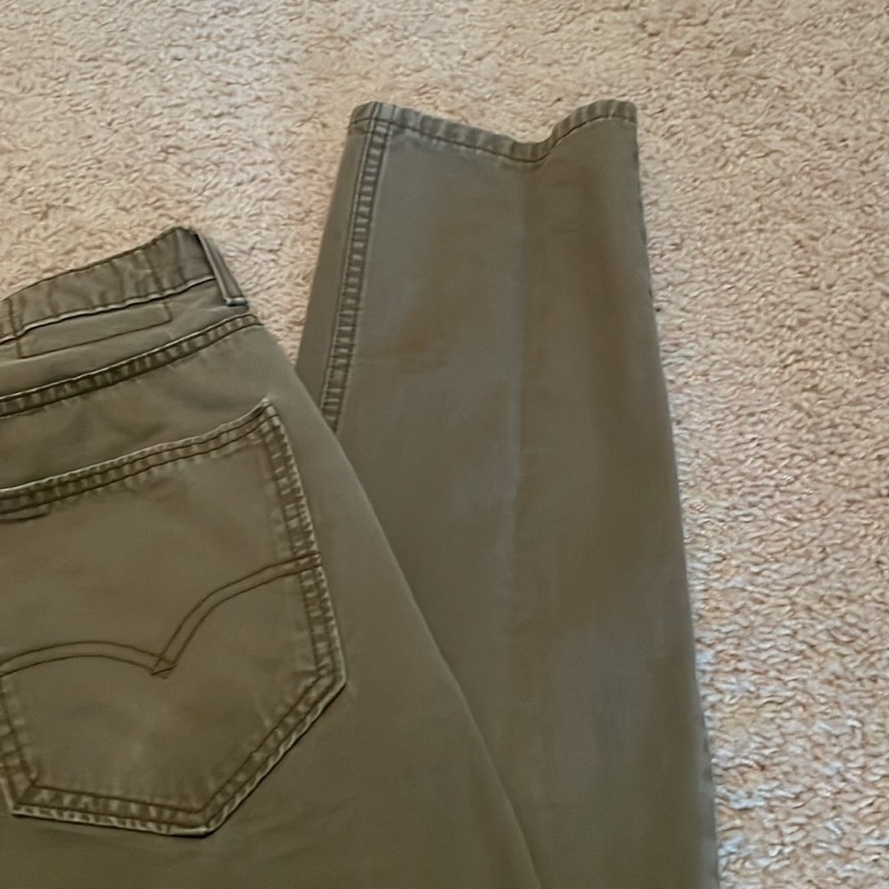 Levi’s Jeans/Khaki 32x34 - Picture 7 of 14